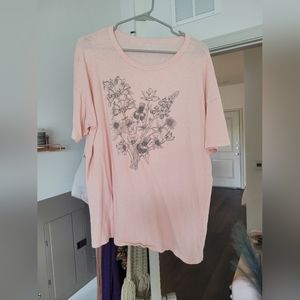 AE WOMEN'S GRAPHIC TEE SHORT SLEEVE